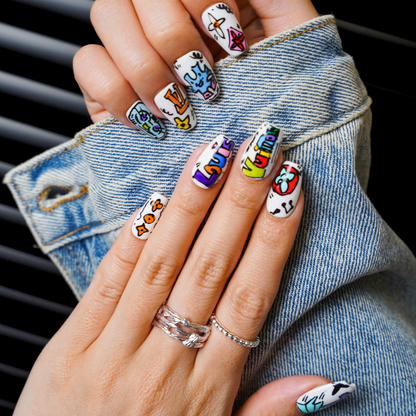 NAILIO™ Graffiti Love Handmade Press-On Nails